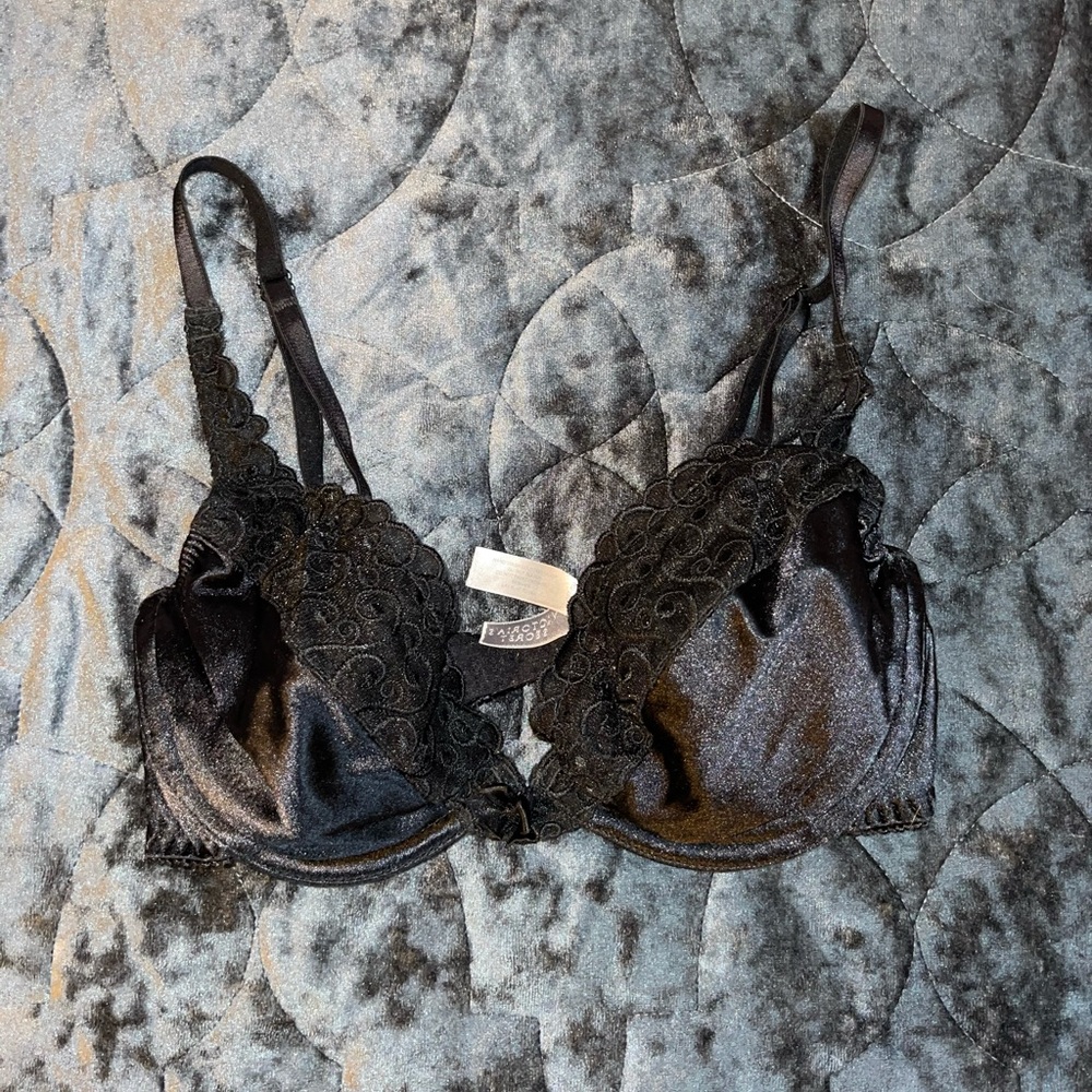 Victoria Secret Black Bra